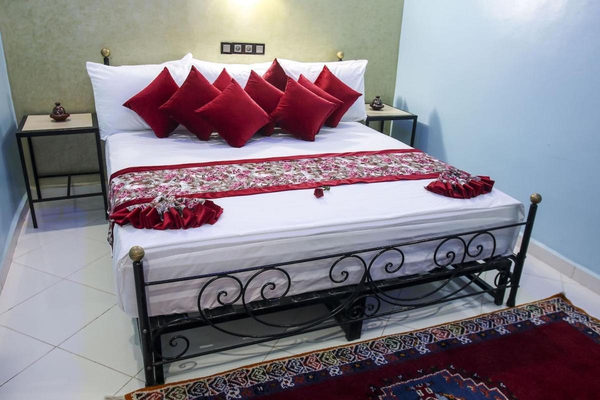 Hotel La Pomme Zaida Luaran gambar