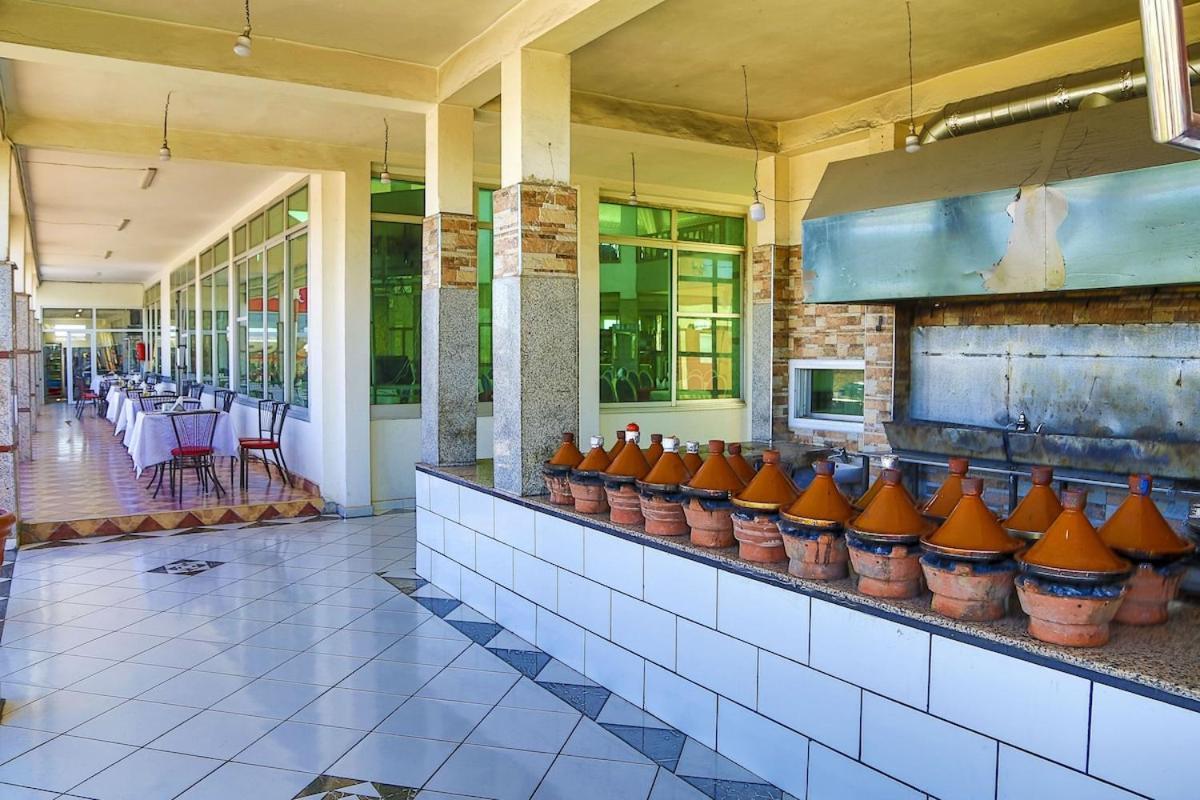 Hotel La Pomme Zaida Luaran gambar